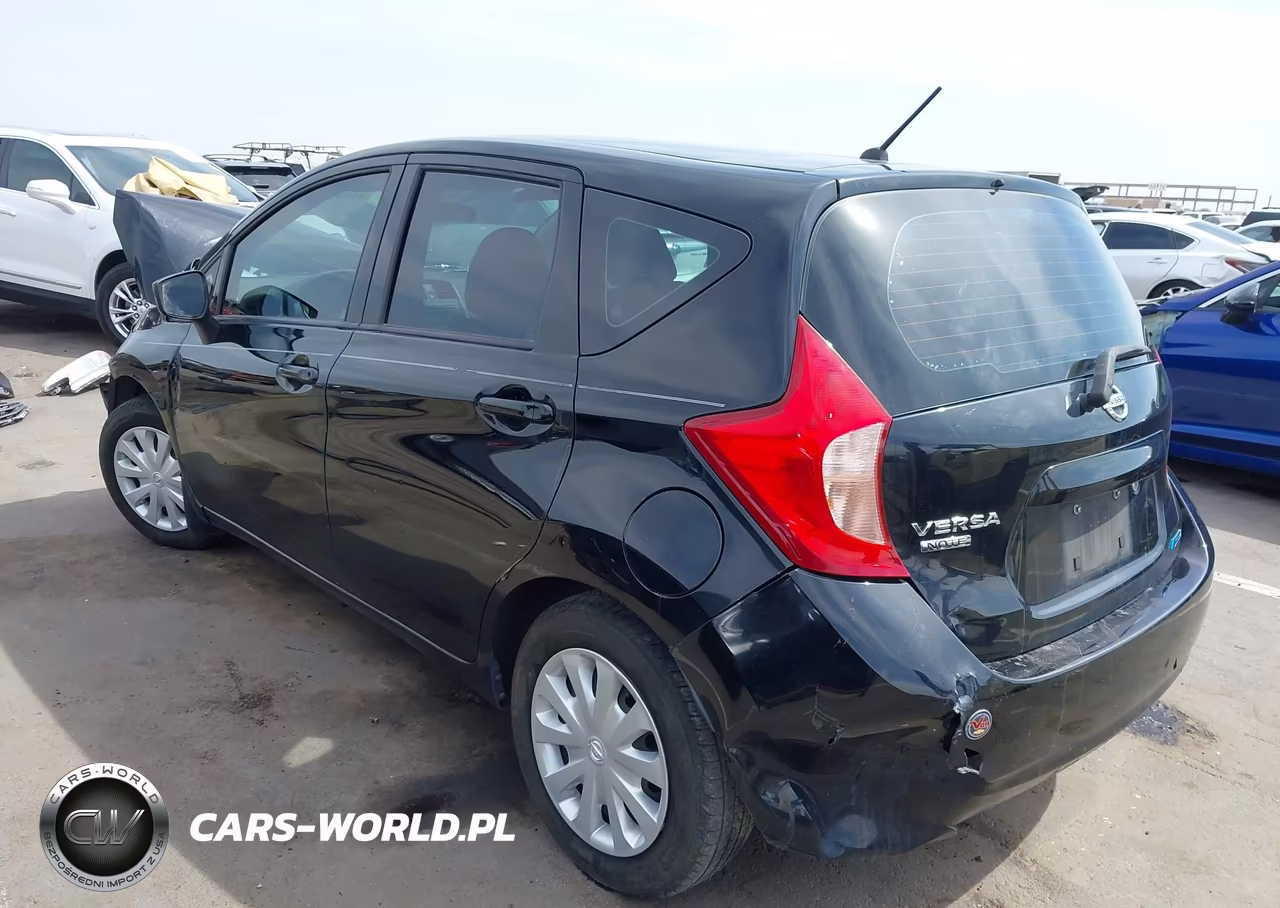 2015 Nissan Versa Note S Plus VIN:3N1CE2CP8FL441652 - 3