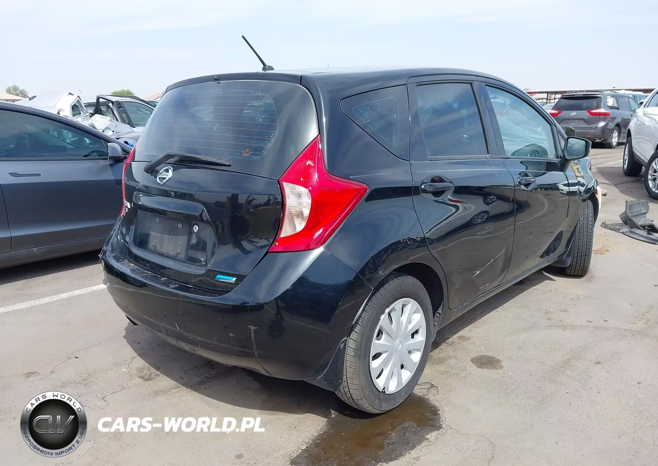 2015 Nissan Versa Note S Plus VIN:3N1CE2CP8FL441652 - 4