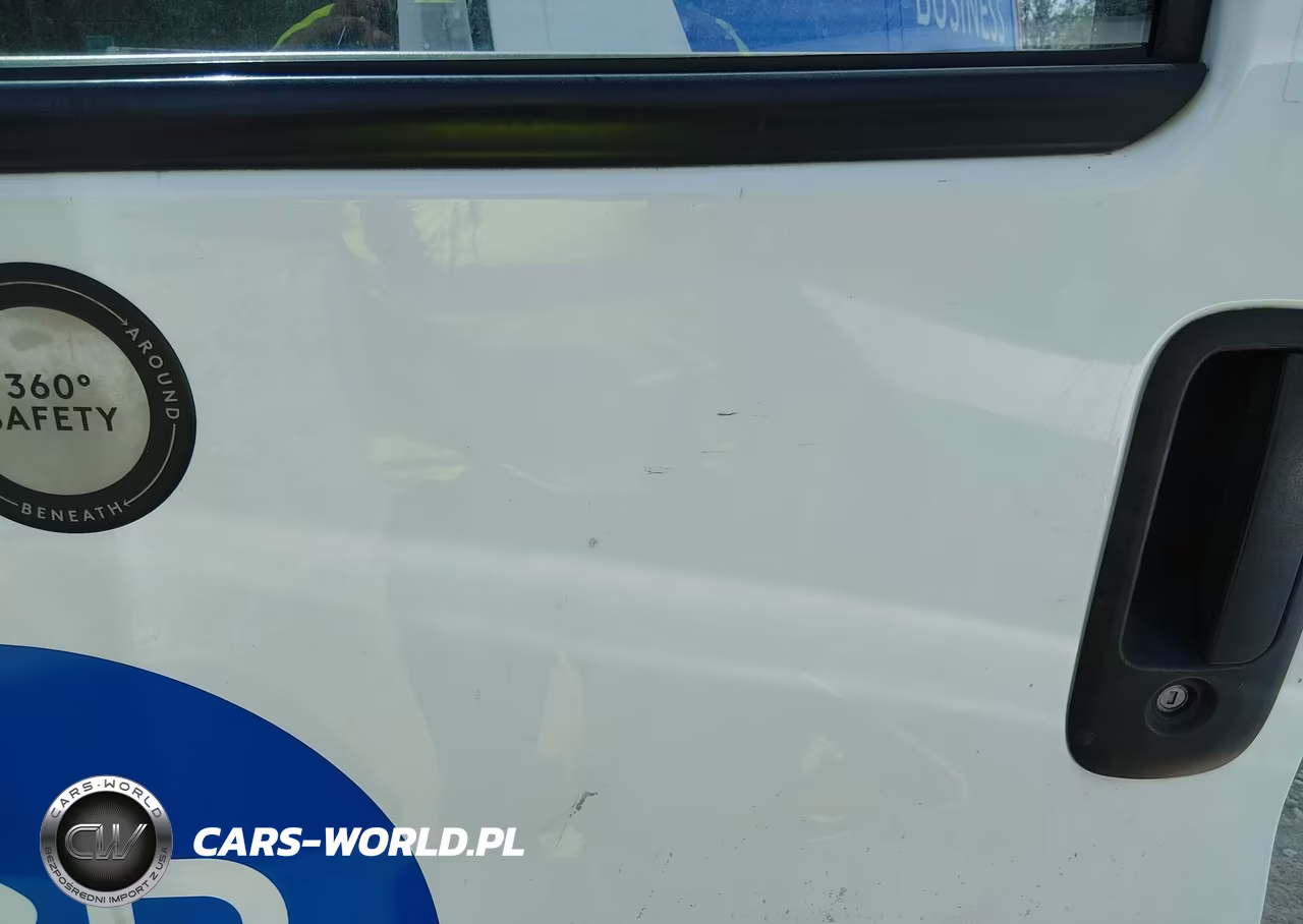 2018 Chevrolet Express 2500 Work Van VIN:1GCWGAFP2J1319458 - 13