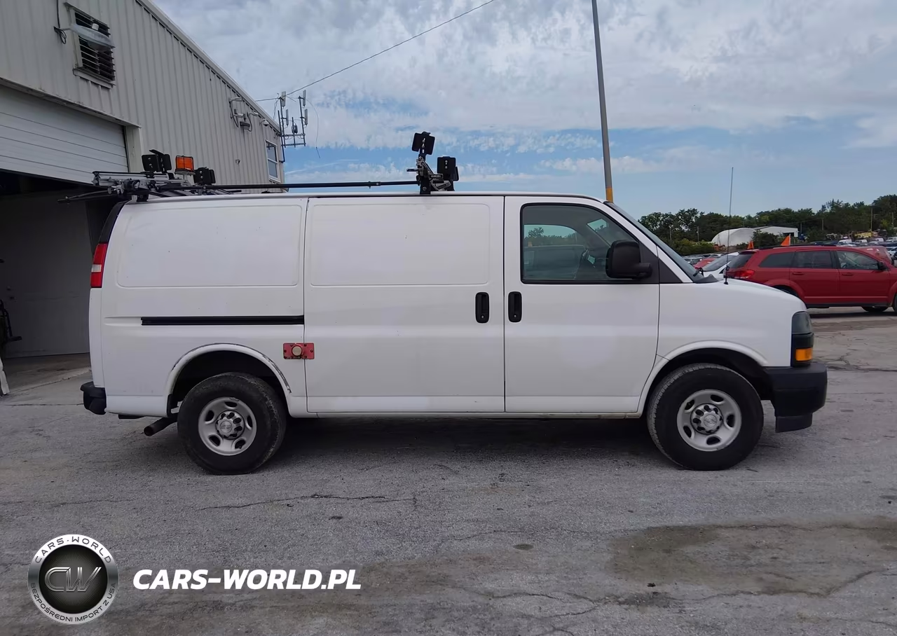 2018 Chevrolet Express 2500 Work Van VIN:1GCWGAFP2J1319458 - 15