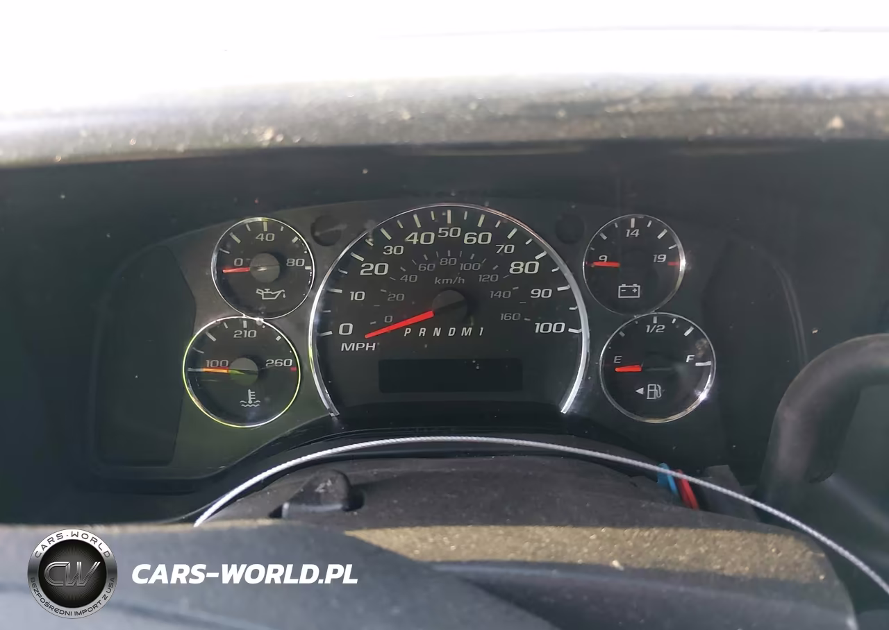 2015 Chevrolet Express 2500 Work Van VIN:1GCWGFCF6F1261953 - 7