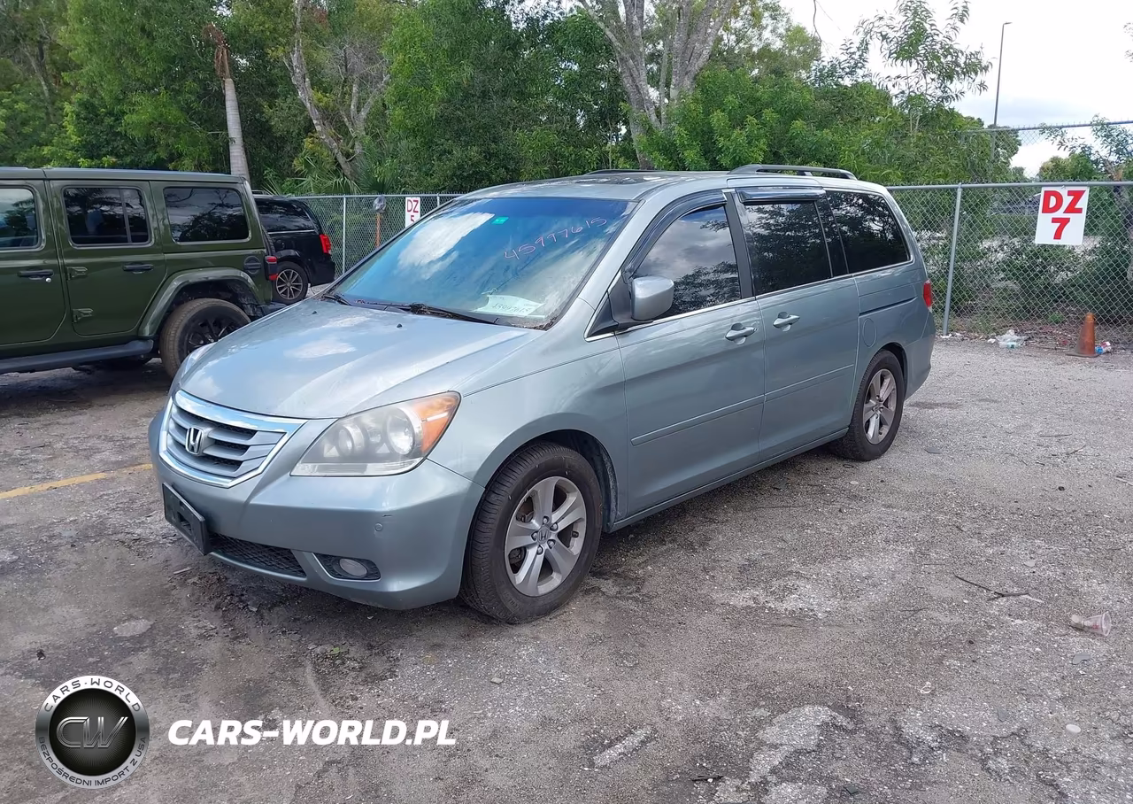 2008 Honda Odyssey Touring VIN:5FNRL38928B049023 - 2