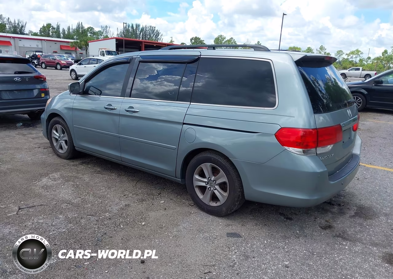 2008 Honda Odyssey Touring VIN:5FNRL38928B049023 - 3