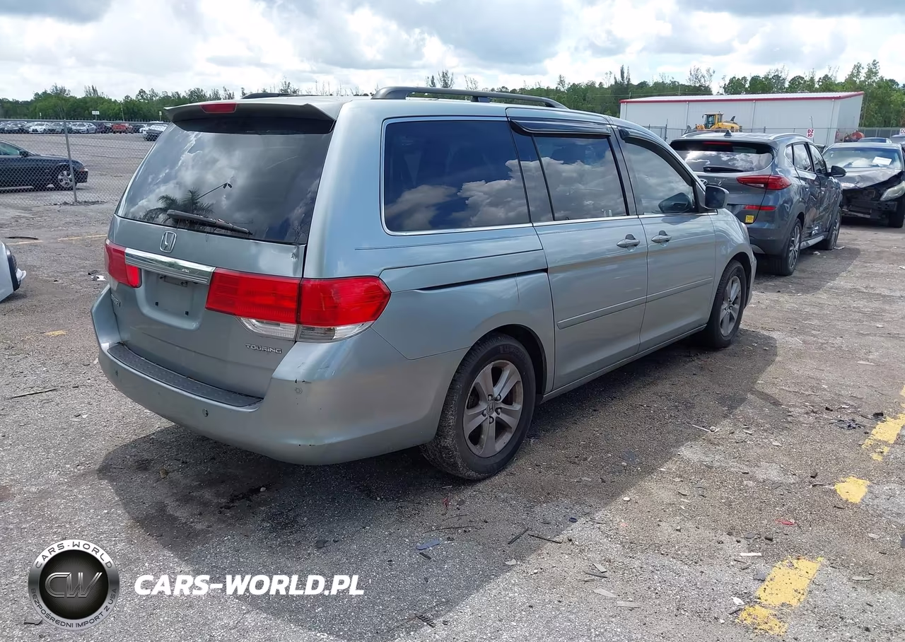 2008 Honda Odyssey Touring VIN:5FNRL38928B049023 - 4