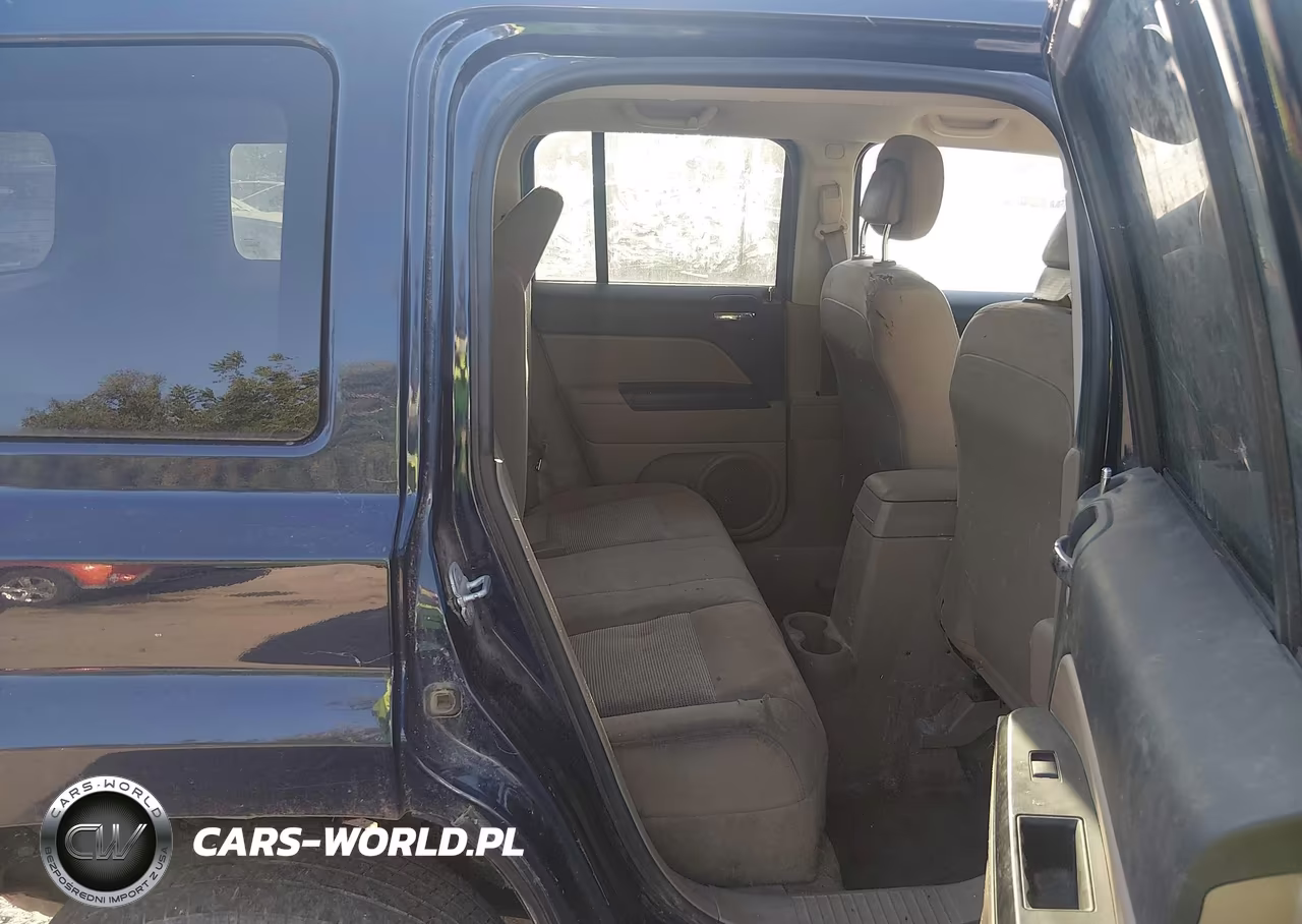 2013 Jeep Patriot Latitude VIN:1C4NJRFB1DD186324 - 8