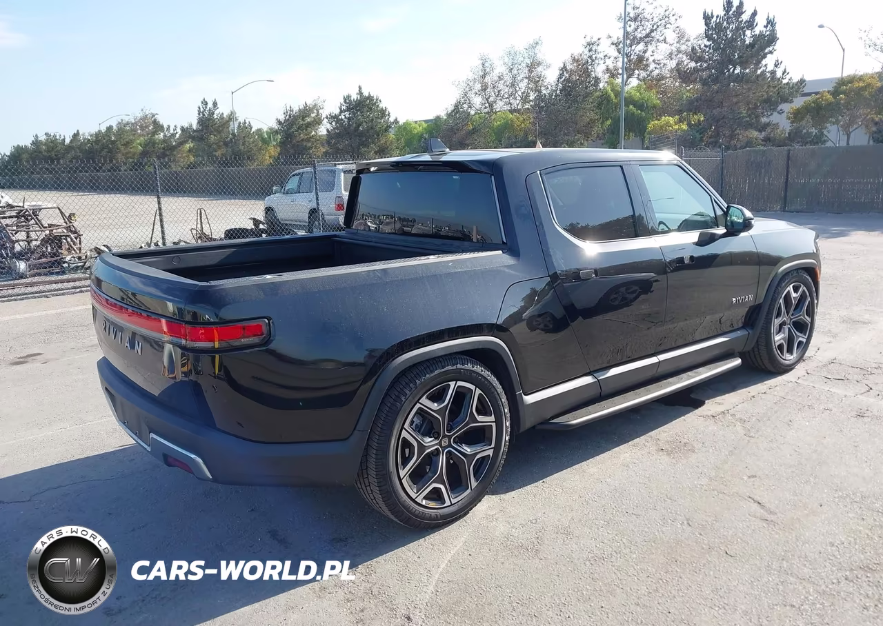 2025 Rivian R1T Adventure Dual Motor Large Pack-Adventure Dual Motor Max Pack VIN:7FCTGBAA8SN037678 - 4
