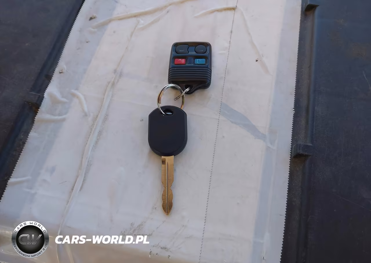 2009 Ford Focus Se VIN:1FAHP35N49W140329 - 11