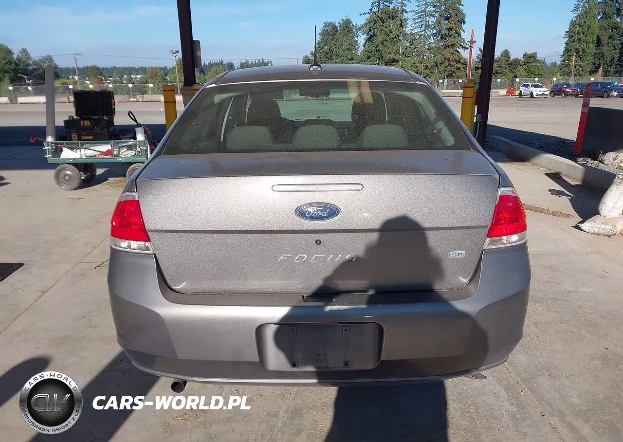 2009 Ford Focus Se VIN:1FAHP35N49W140329 - 16