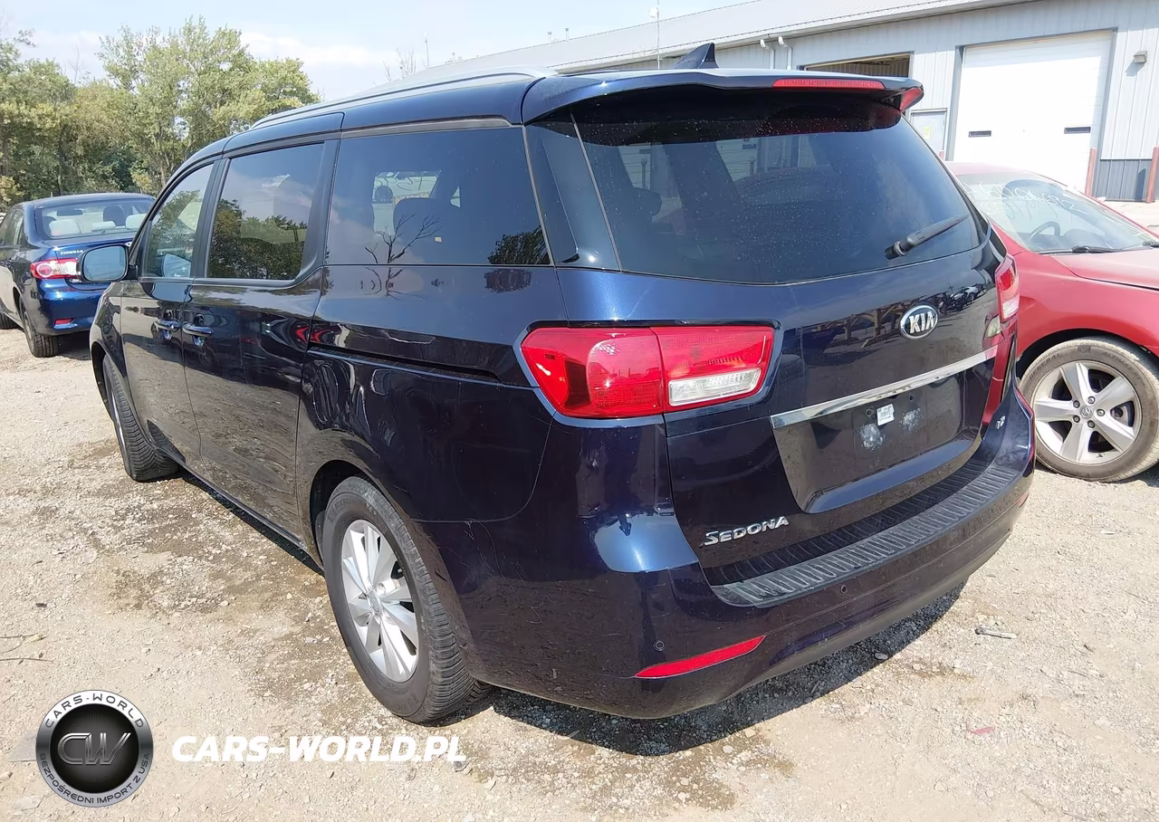2018 Kia Sedona Lx VIN:KNDMB5C13J6379989 - 3