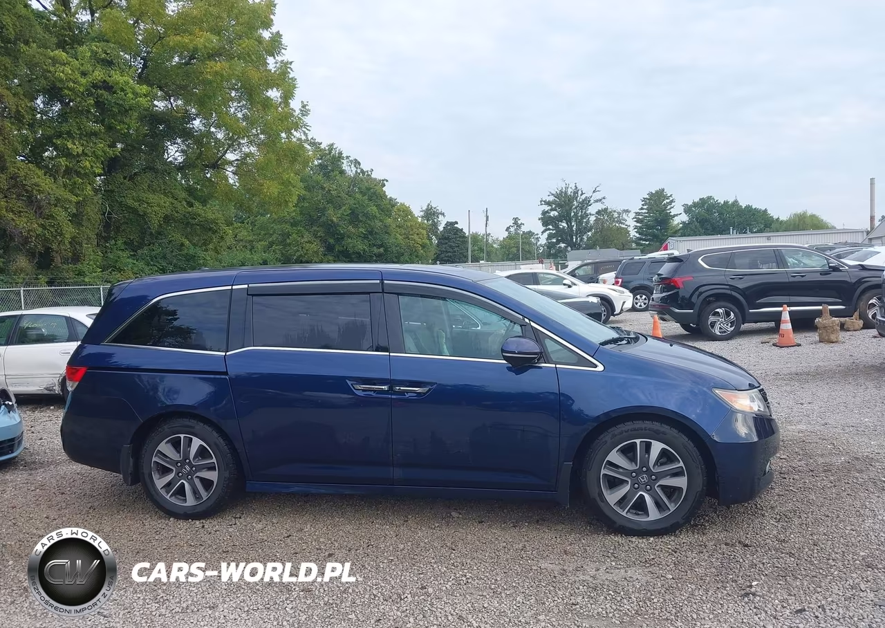 2016 Honda Odyssey Touring-Touring Elite VIN:5FNRL5H91GB072917 - 13