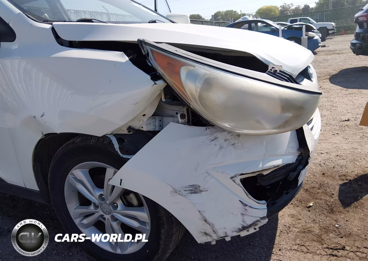 2011 Hyundai Tucson Gls VIN:KM8JU3AC5BU223922 - 6