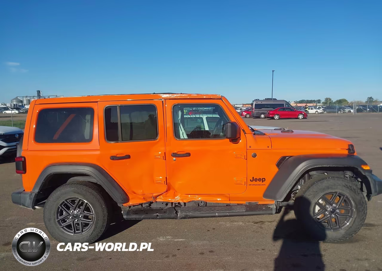 2025 Jeep Wrangler 4-Door Summit 4X4 VIN:1C4PJXDN8SW593746 - 13