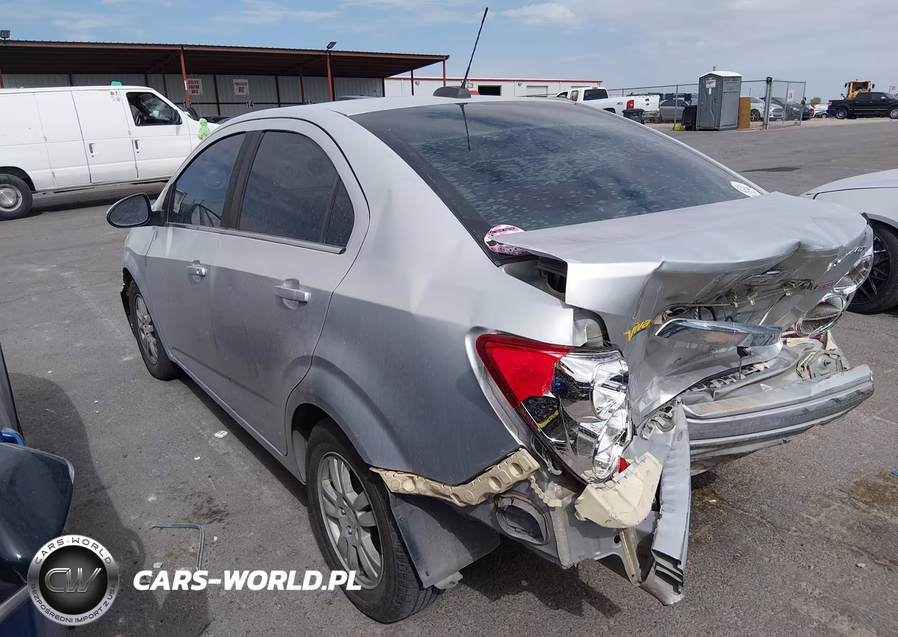 2016 Chevrolet Sonic Lt Auto VIN:1G1JC5SB2G4106081 - 3