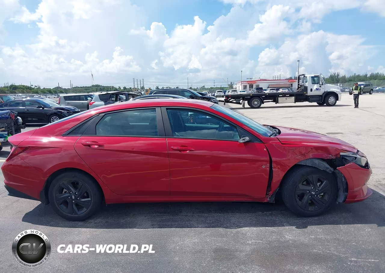 2023 Hyundai Elantra Sel VIN:KMHLM4AG0PU472072 - 12