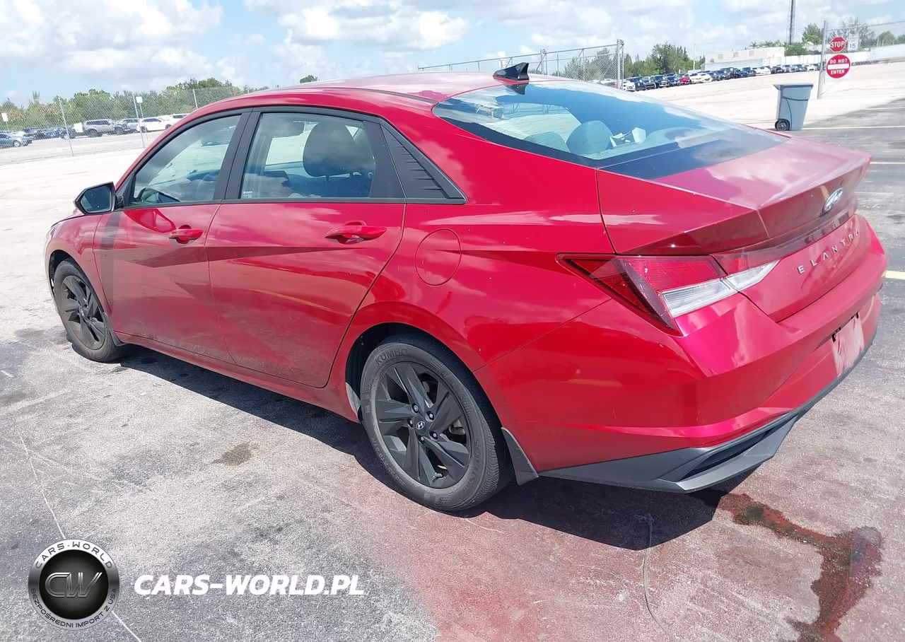 2023 Hyundai Elantra Sel VIN:KMHLM4AG0PU472072 - 3