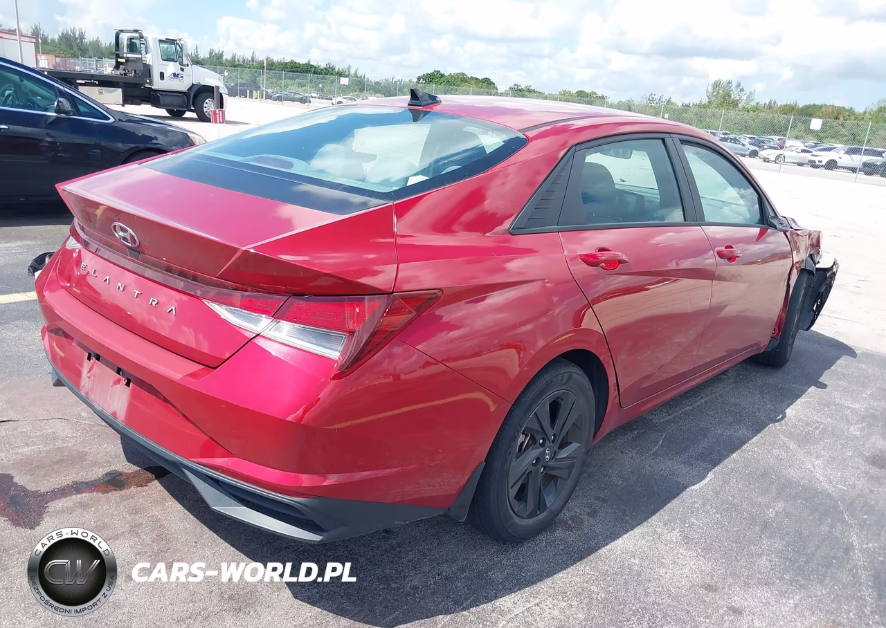 2023 Hyundai Elantra Sel VIN:KMHLM4AG0PU472072 - 4