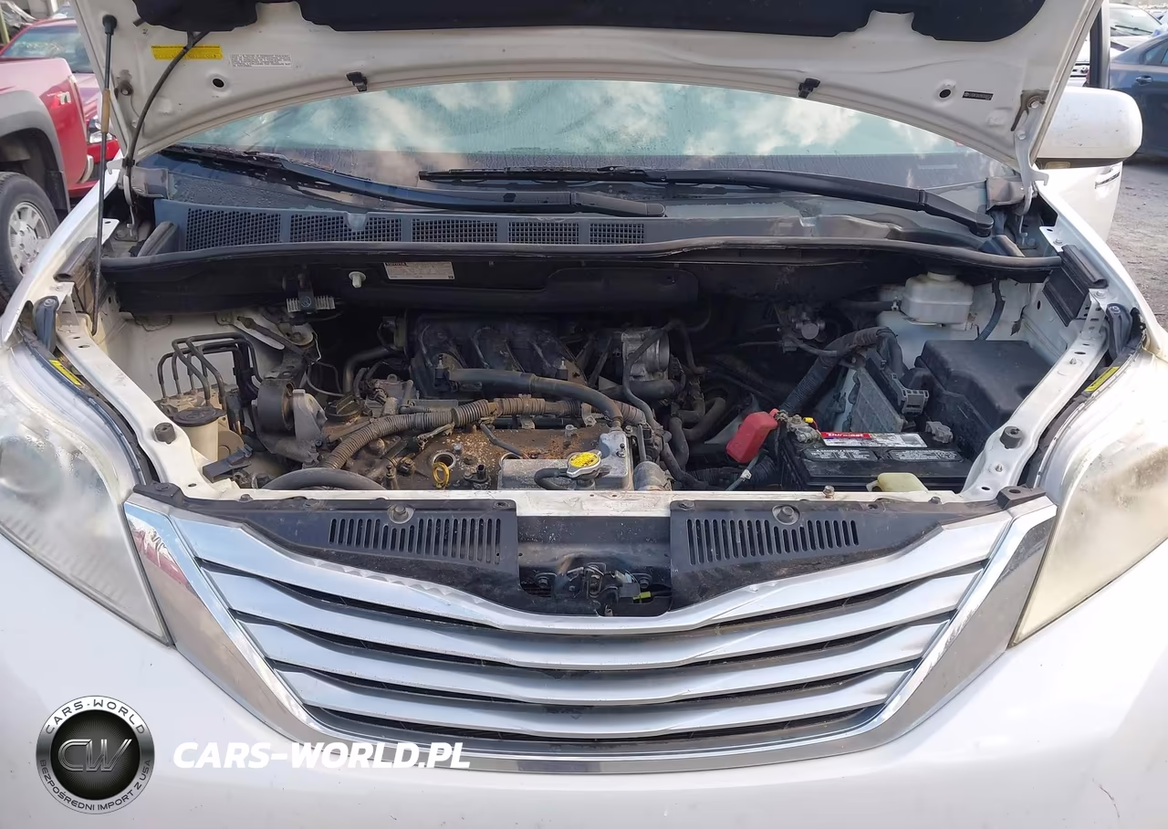 2011 Toyota Sienna Limited VIN:5TDDK3DC9BS006526 - 10