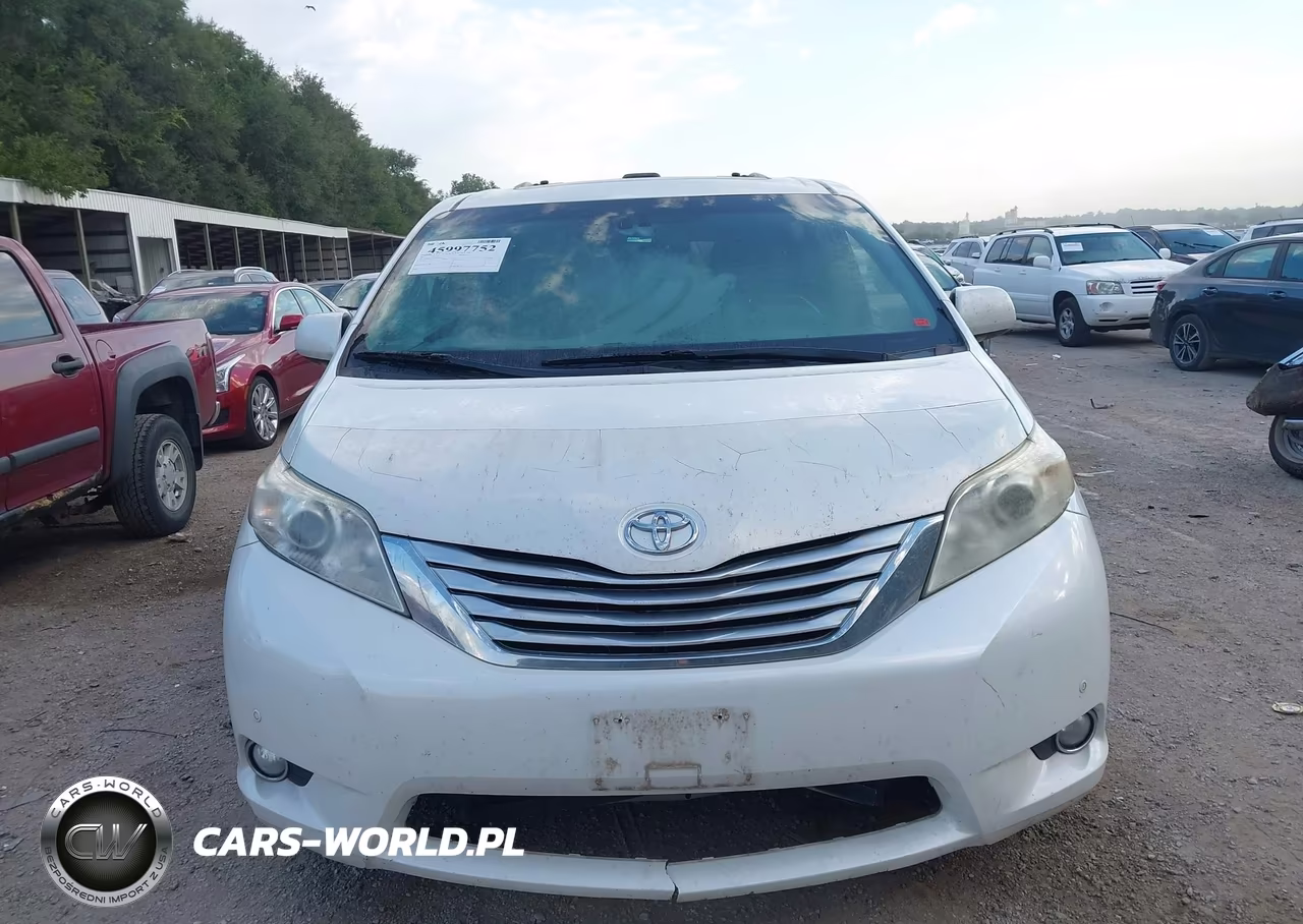 2011 Toyota Sienna Limited VIN:5TDDK3DC9BS006526 - 12