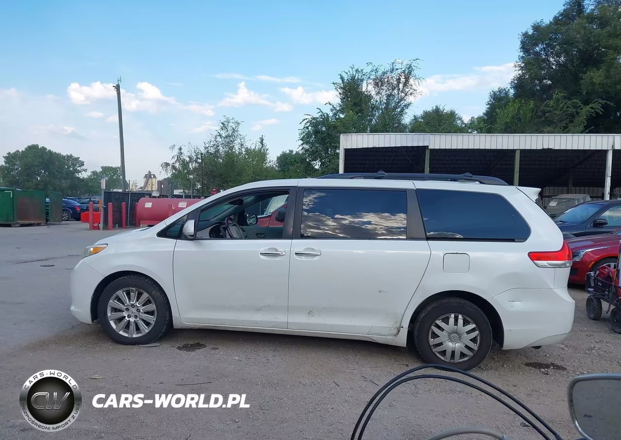2011 Toyota Sienna Limited VIN:5TDDK3DC9BS006526 - 14