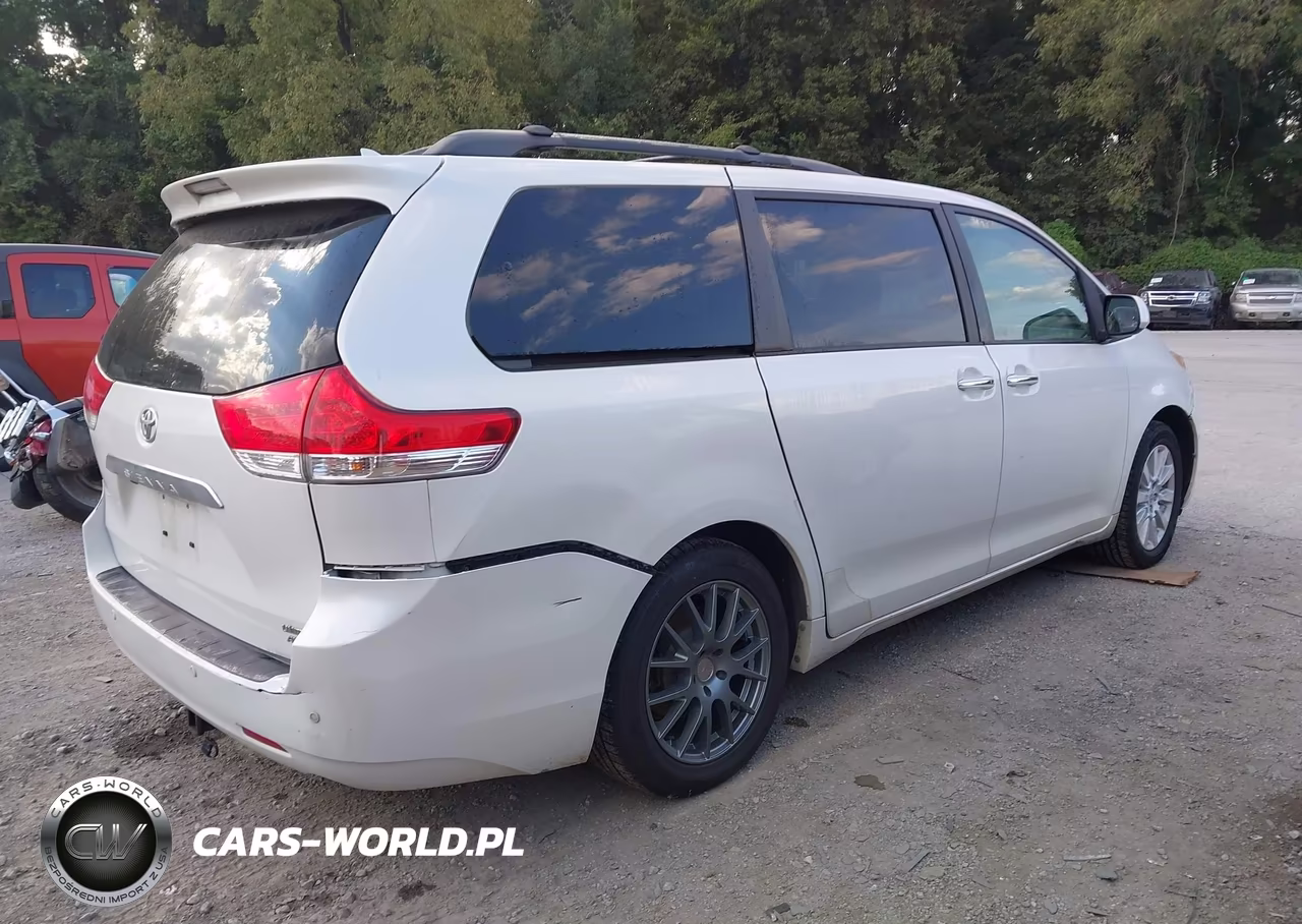 2011 Toyota Sienna Limited VIN:5TDDK3DC9BS006526 - 4