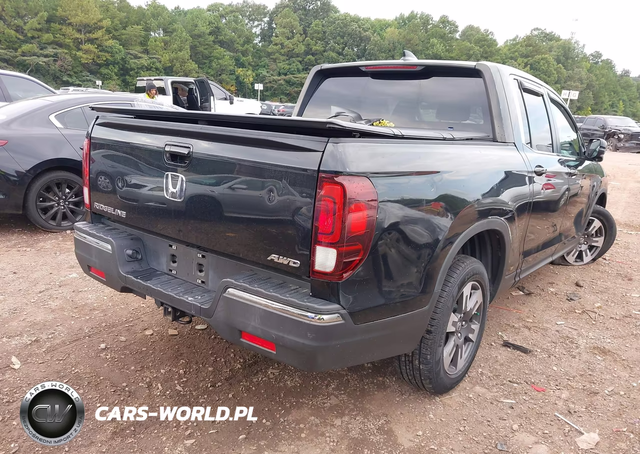 2017 Honda Ridgeline Rtl-T VIN:5FPYK3F66HB017240 - 4