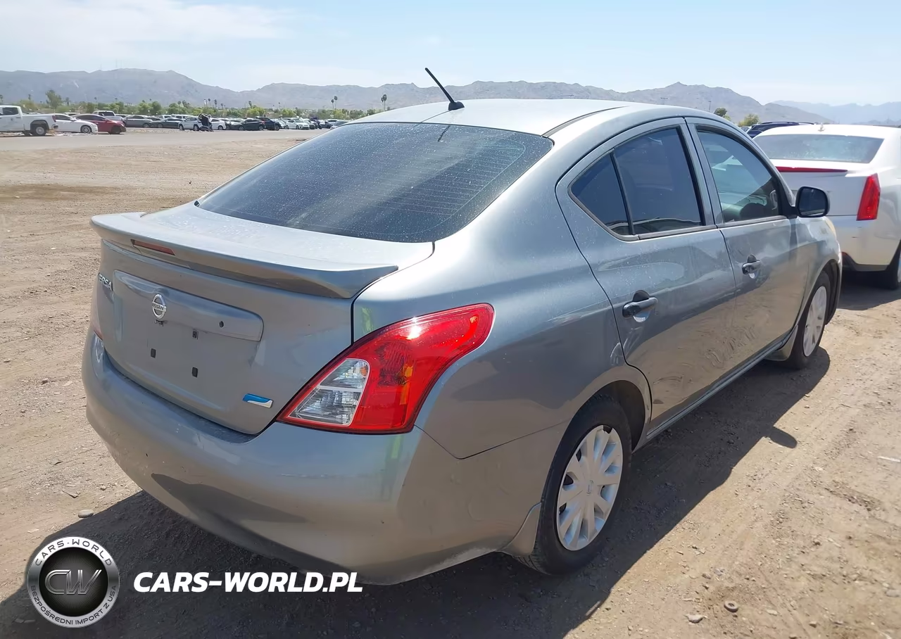 2014 Nissan Versa 1.6 S+ VIN:3N1CN7AP4EL840282 - 4