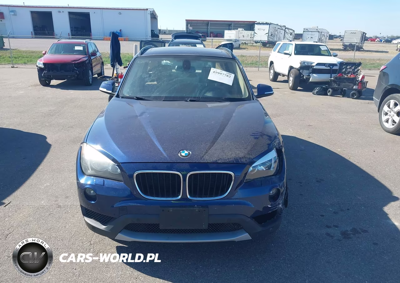 2014 BMW X1 xDrive28I VIN:WBAVL1C55EVY12203 - 13