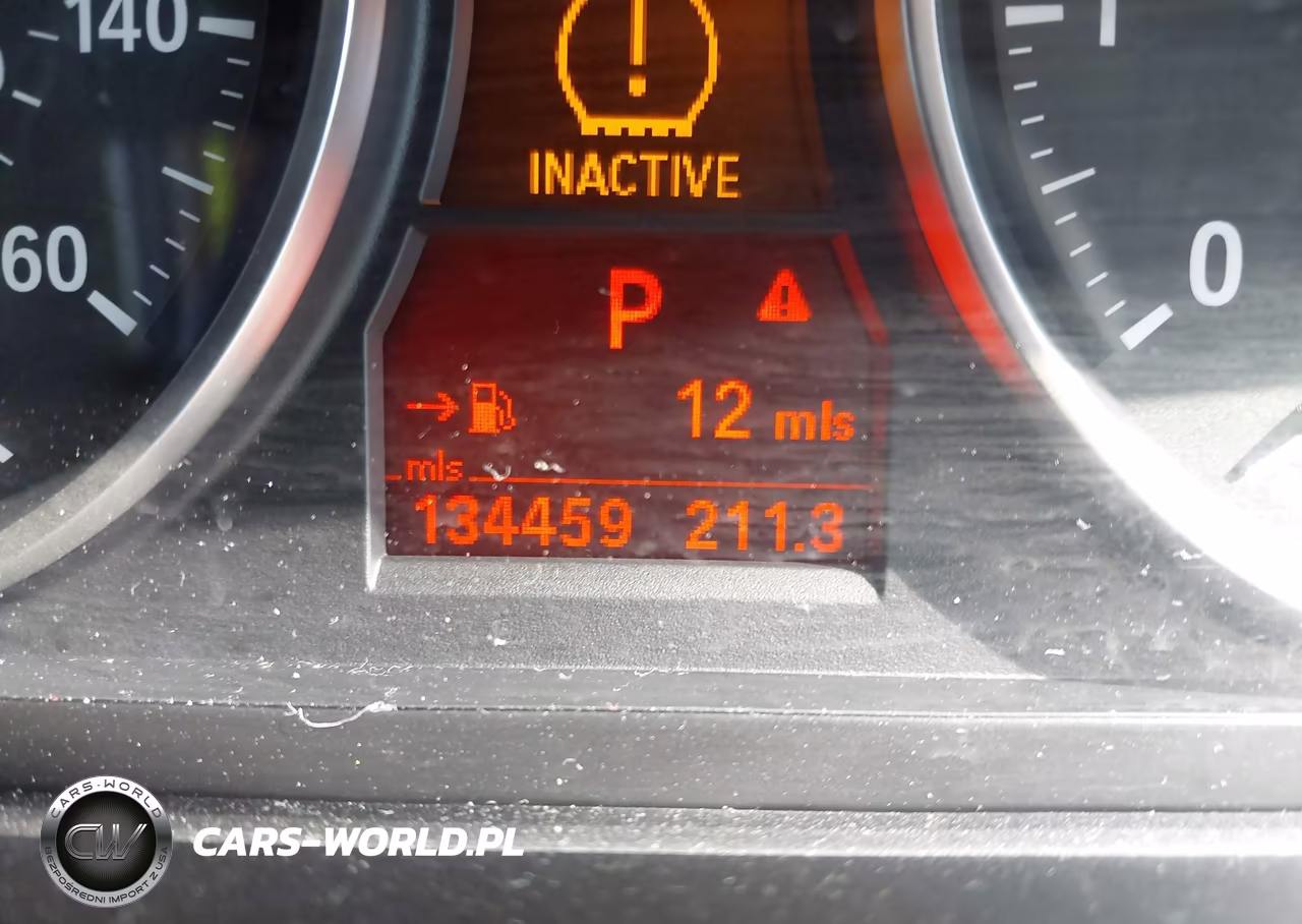 2014 BMW X1 xDrive28I VIN:WBAVL1C55EVY12203 - 16