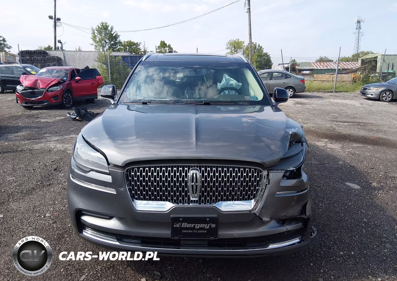 2023 Lincoln Aviator Standard VIN:5LM5J6XC0PGL08768 - 12