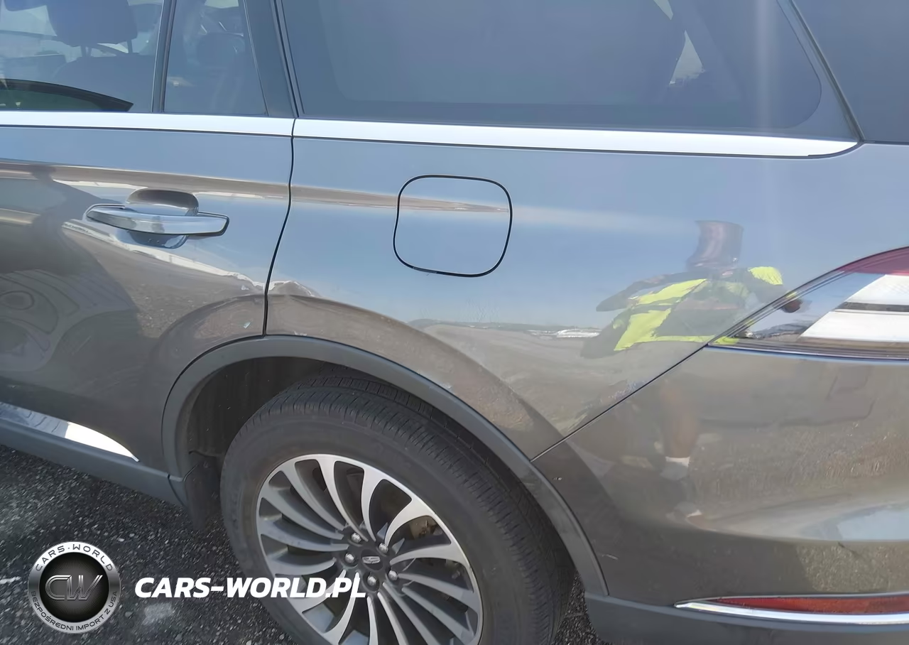 2023 Lincoln Aviator Standard VIN:5LM5J6XC0PGL08768 - 6