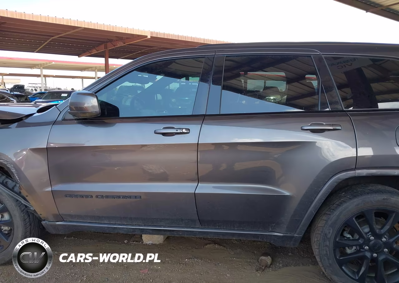 2019 Jeep Grand Cherokee Altitude 4X2 VIN:1C4RJEAG9KC805722 - 15