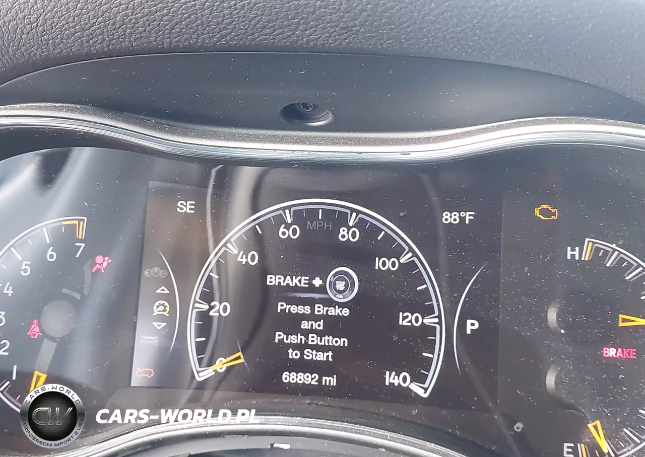 2019 Jeep Grand Cherokee Altitude 4X2 VIN:1C4RJEAG9KC805722 - 7