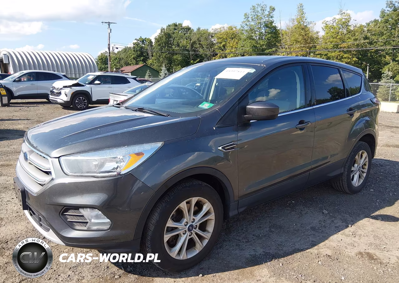 2017 Ford Escape Se VIN:1FMCU9GD7HUC16877 - 2