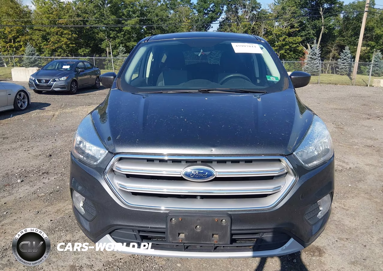 2017 Ford Escape Se VIN:1FMCU9GD7HUC16877 - 6