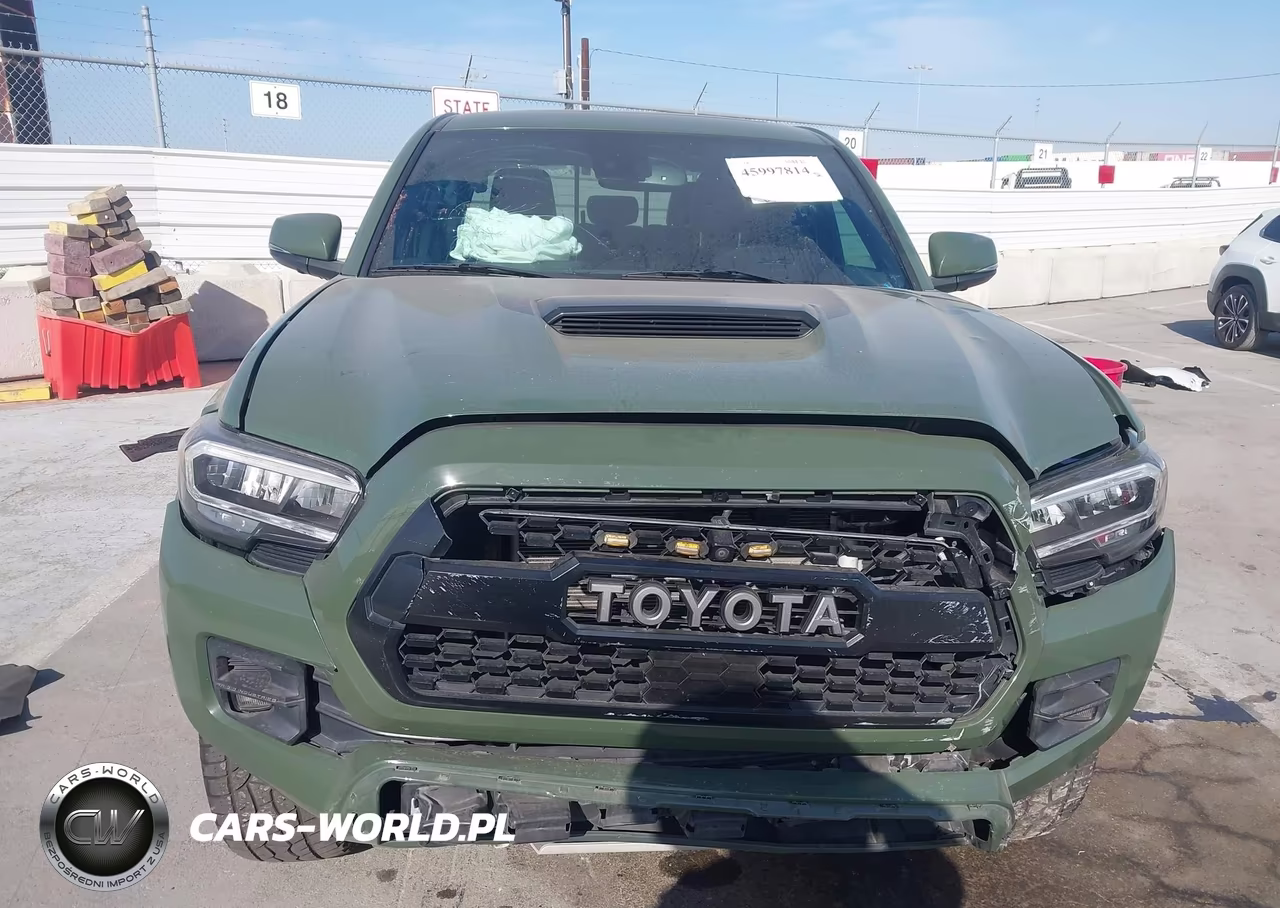 2020 Toyota Tacoma Trd Pro VIN:5TFCZ5AN1LX240020 - 12
