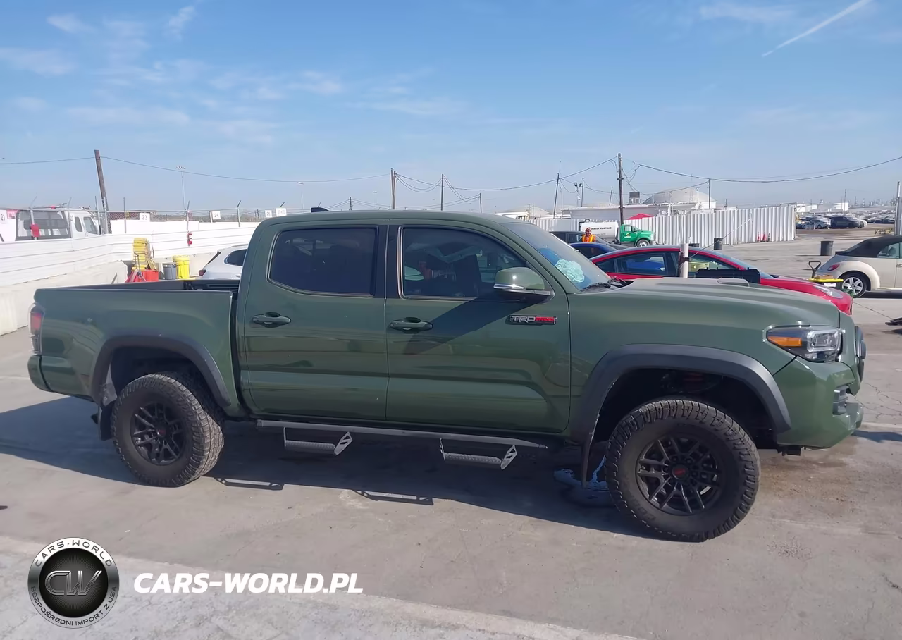 2020 Toyota Tacoma Trd Pro VIN:5TFCZ5AN1LX240020 - 13