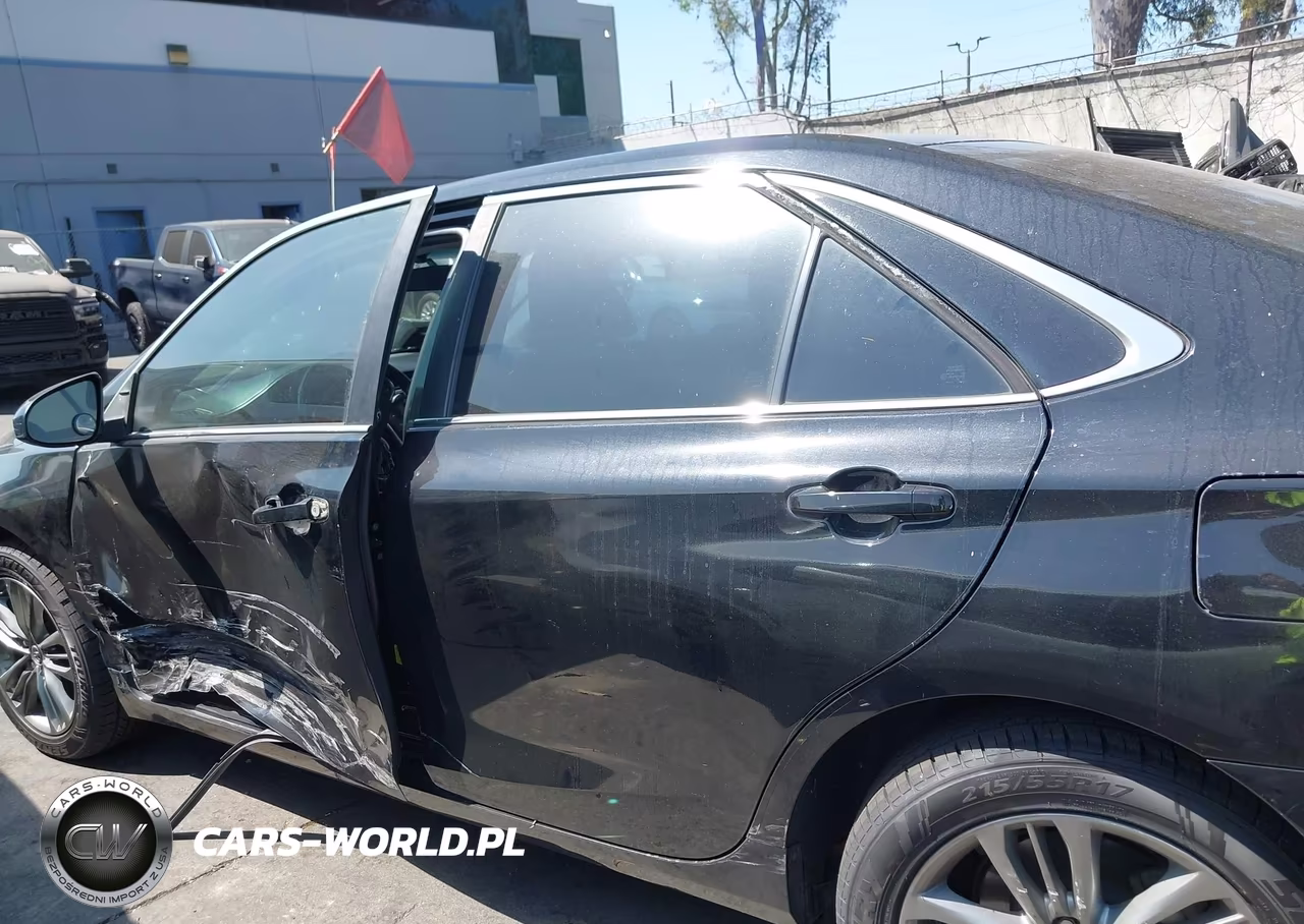 2016 Toyota Camry Se VIN:4T1BF1FK9GU231998 - 14