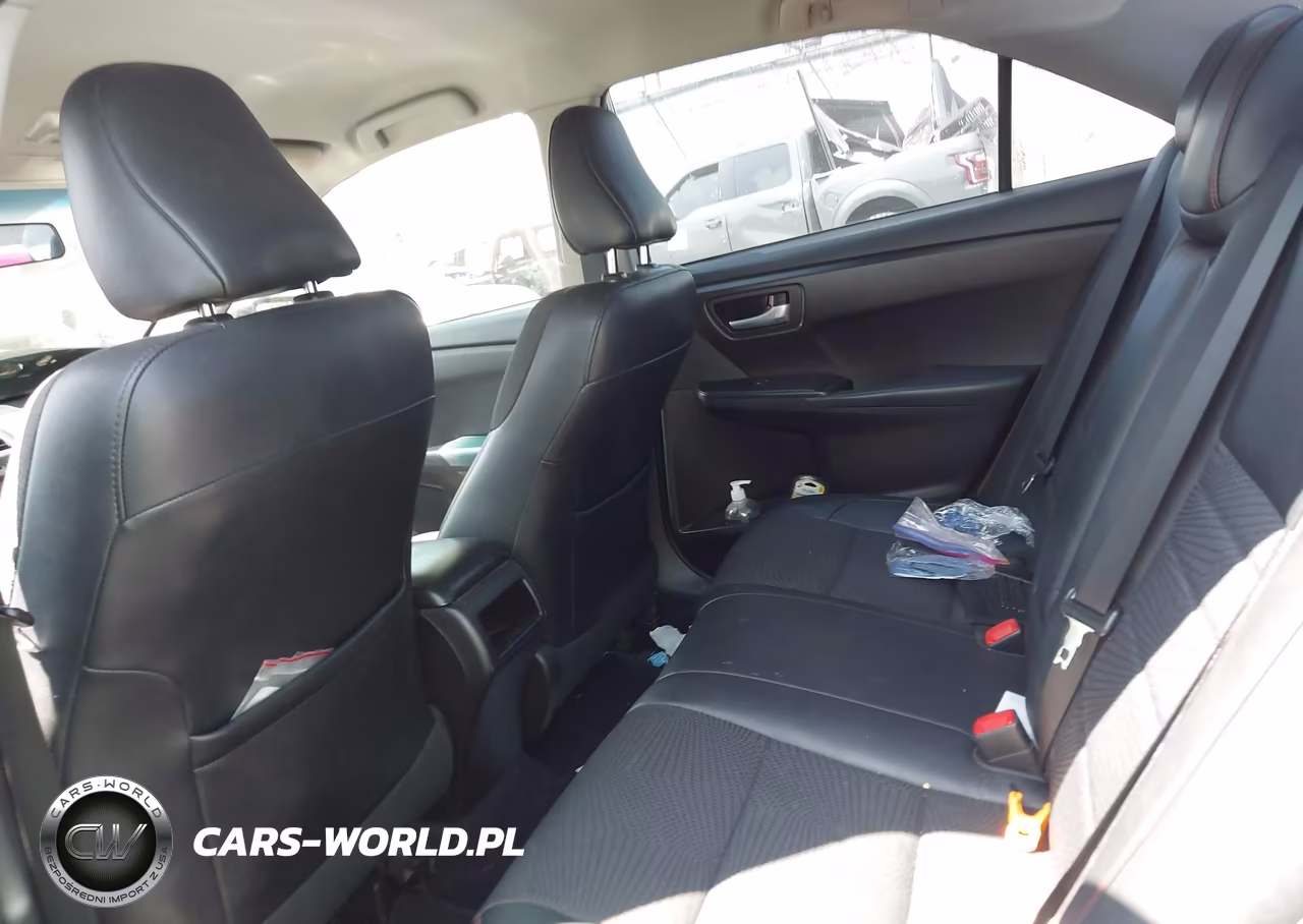 2016 Toyota Camry Se VIN:4T1BF1FK9GU231998 - 18