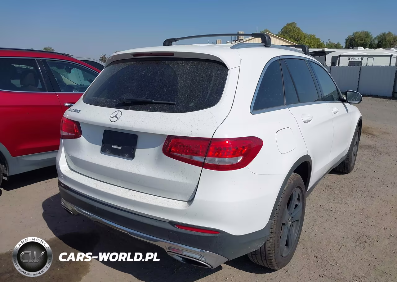 2017 Mercedes-Benz Glc 300 VIN:WDC0G4JB8HF120182 - 4
