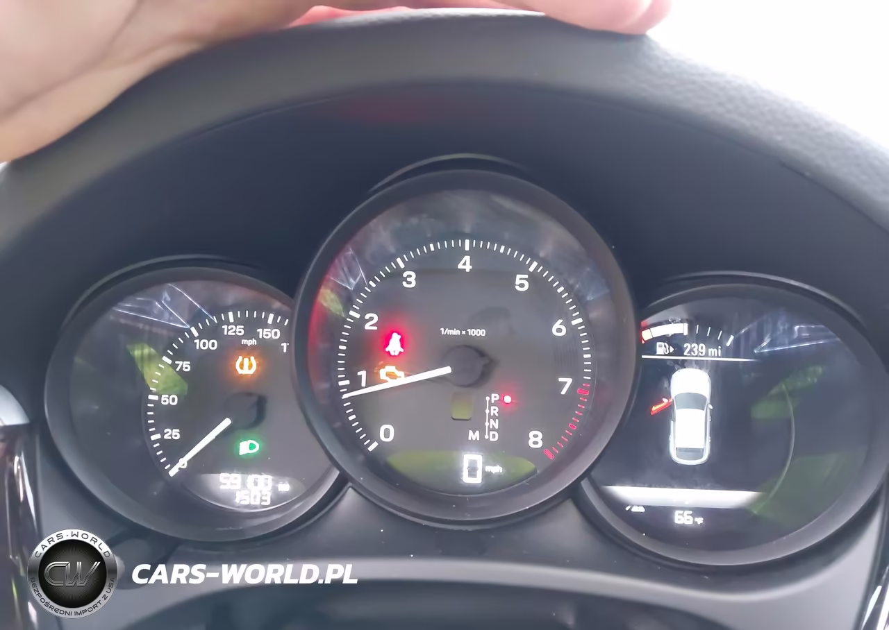 2023 Porsche Macan T VIN:WP1AA2A58PLB10129 - 7
