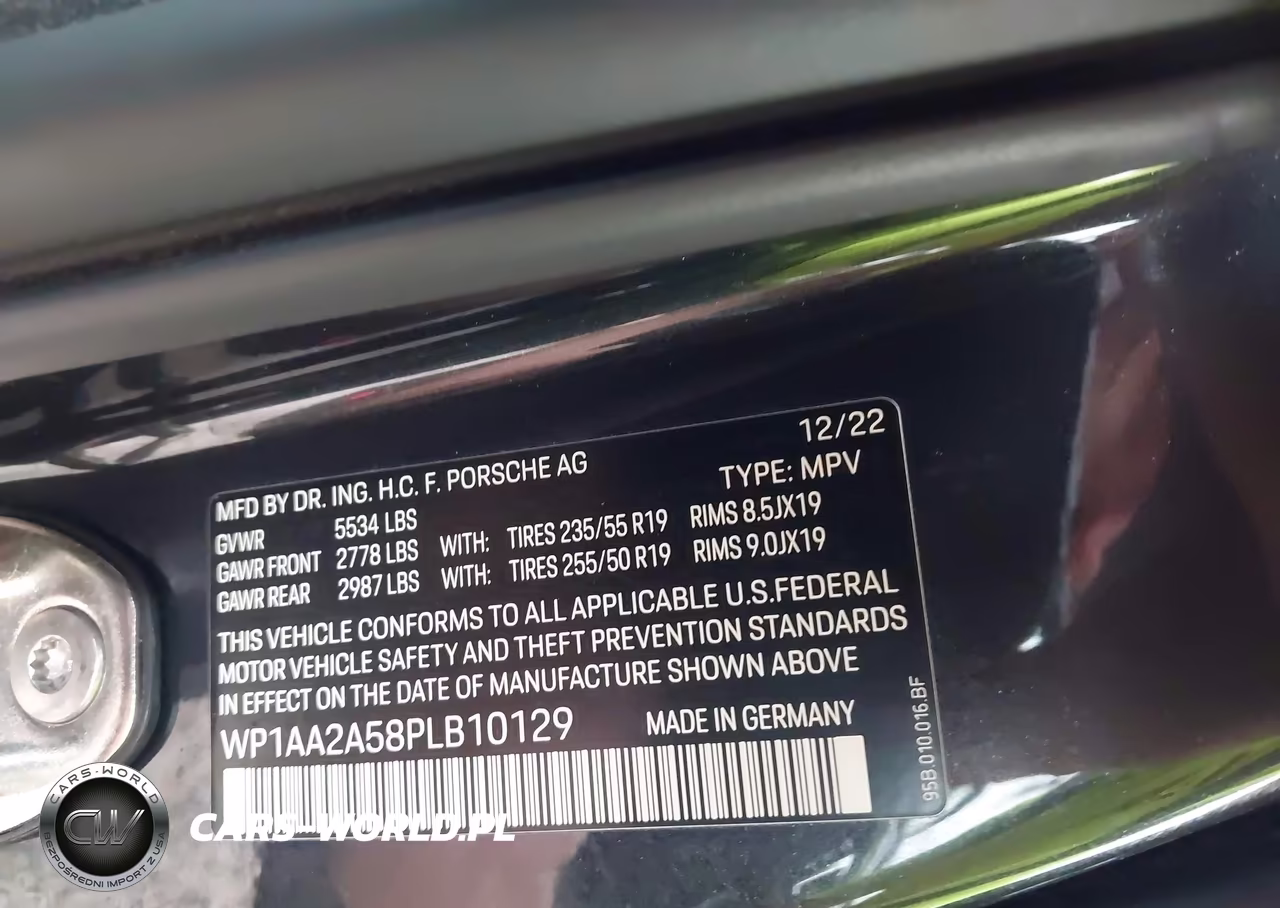 2023 Porsche Macan T VIN:WP1AA2A58PLB10129 - 9