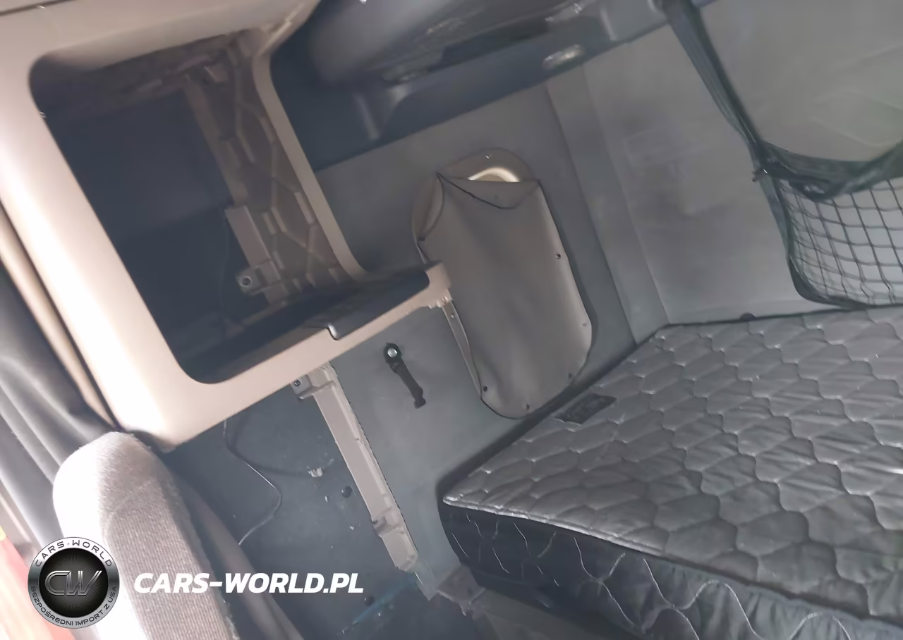 2017 Freightliner Cascadia 125 VIN:3AKJGLDR3HSHZ6621 - 14