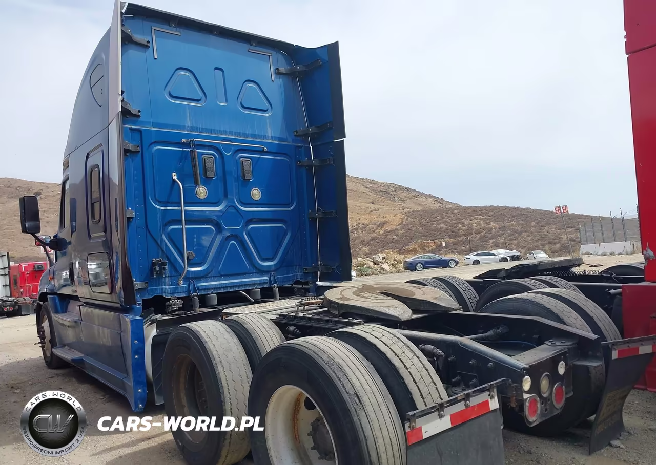 2017 Freightliner Cascadia 125 VIN:3AKJGLDR3HSHZ6621 - 3
