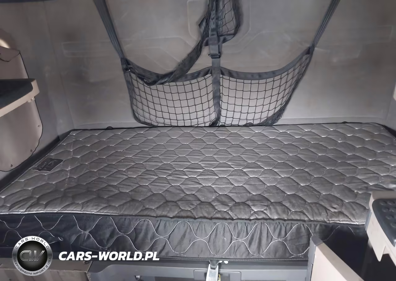 2017 Freightliner Cascadia 125 VIN:3AKJGLDR3HSHZ6621 - 6