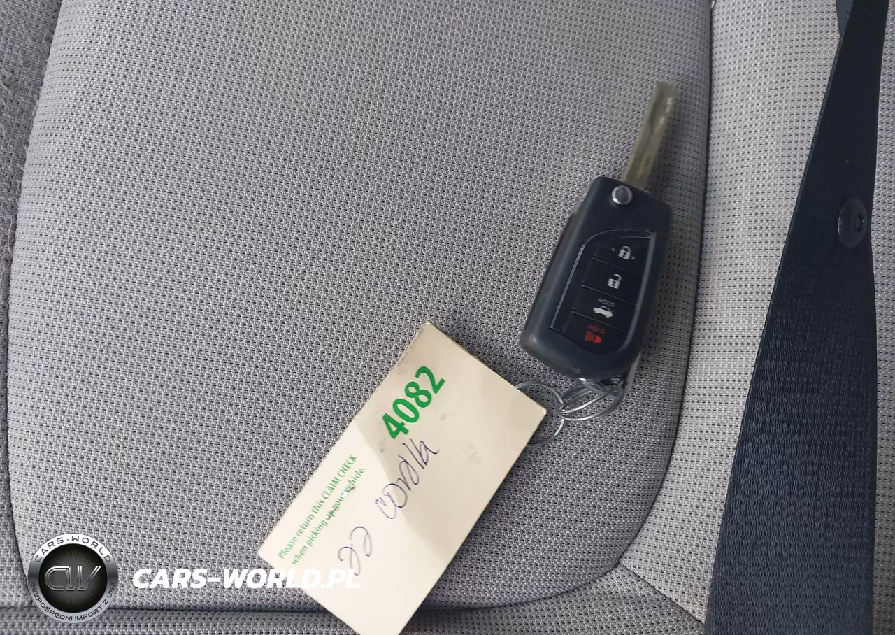 2022 Toyota Corolla Le VIN:JTDEPMAE4NJ197100 - 11