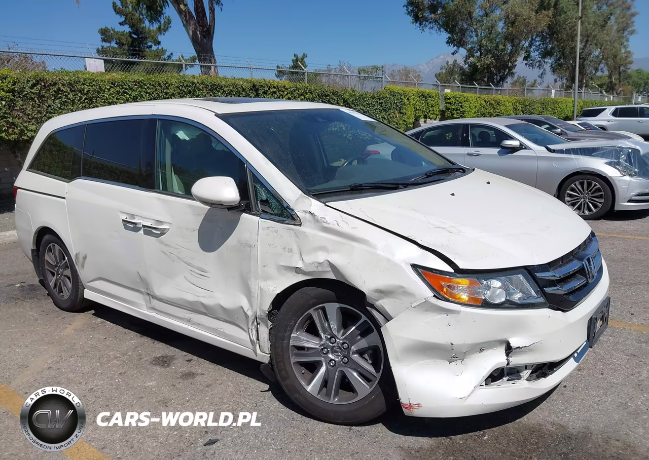 2014 Honda Odyssey Touring-Touring Elite