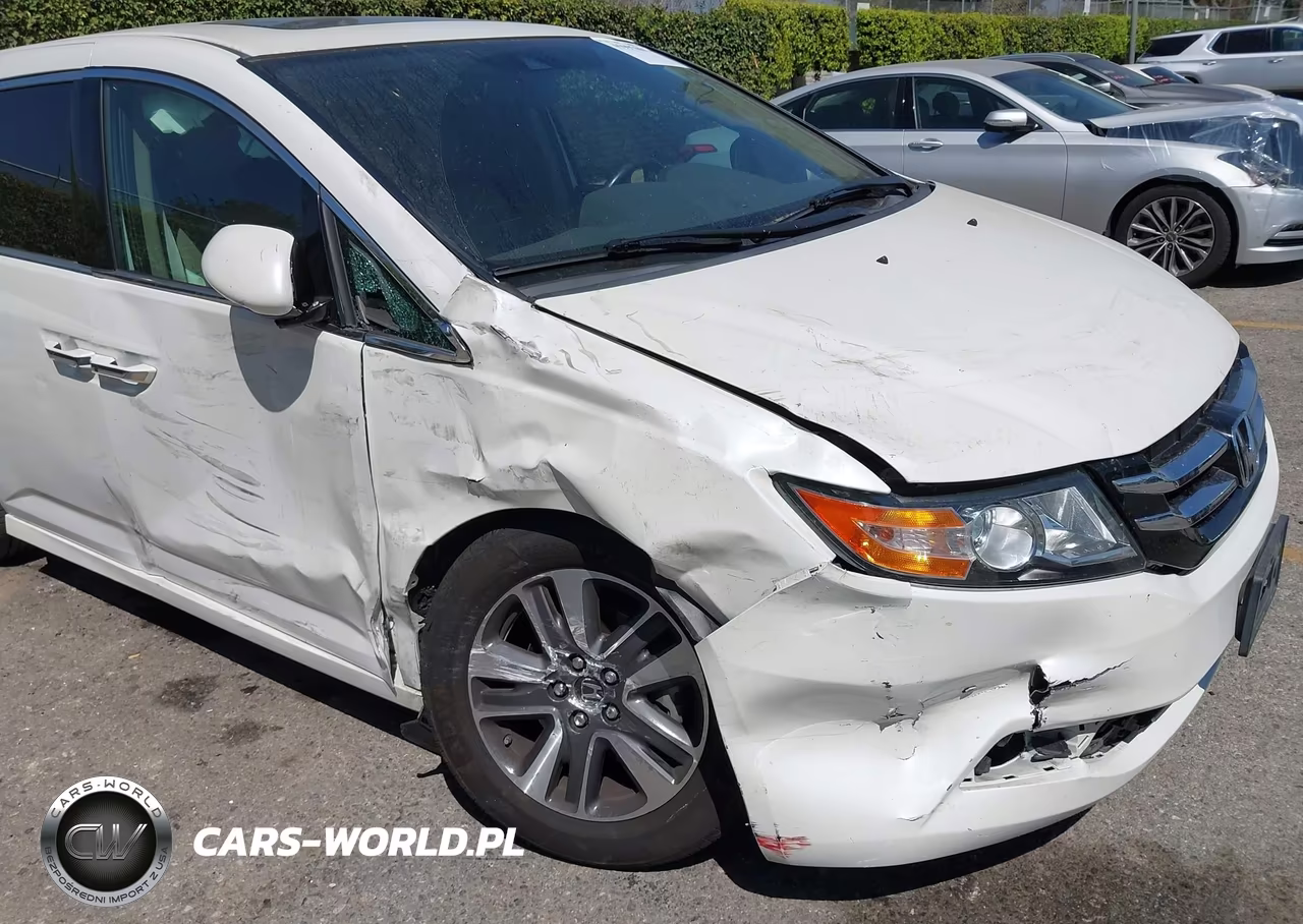 2014 Honda Odyssey Touring-Touring Elite VIN:5FNRL5H93EB112704 - 12