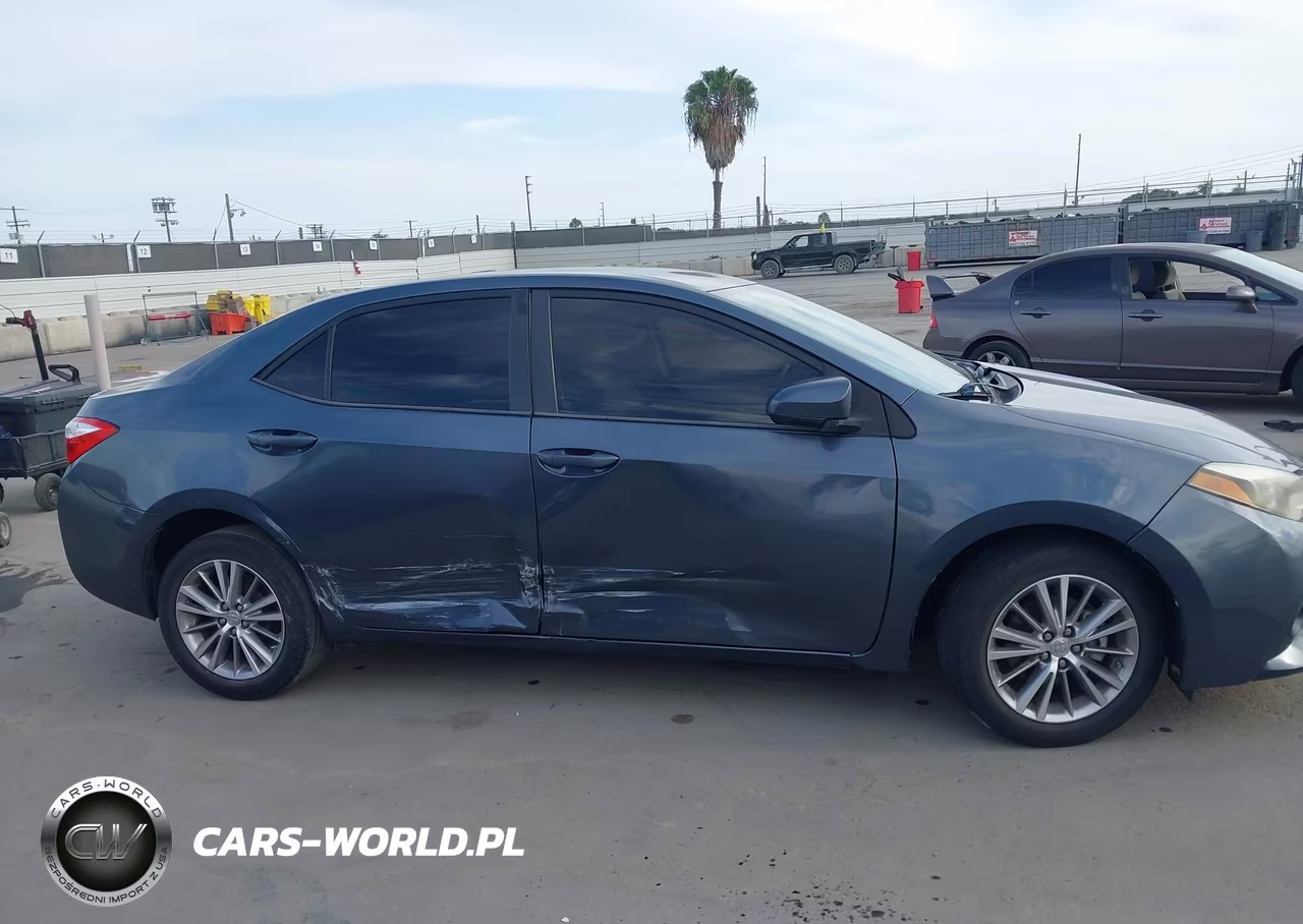 2015 Toyota Corolla Le Plus VIN:5YFBURHE2FP207117 - 13