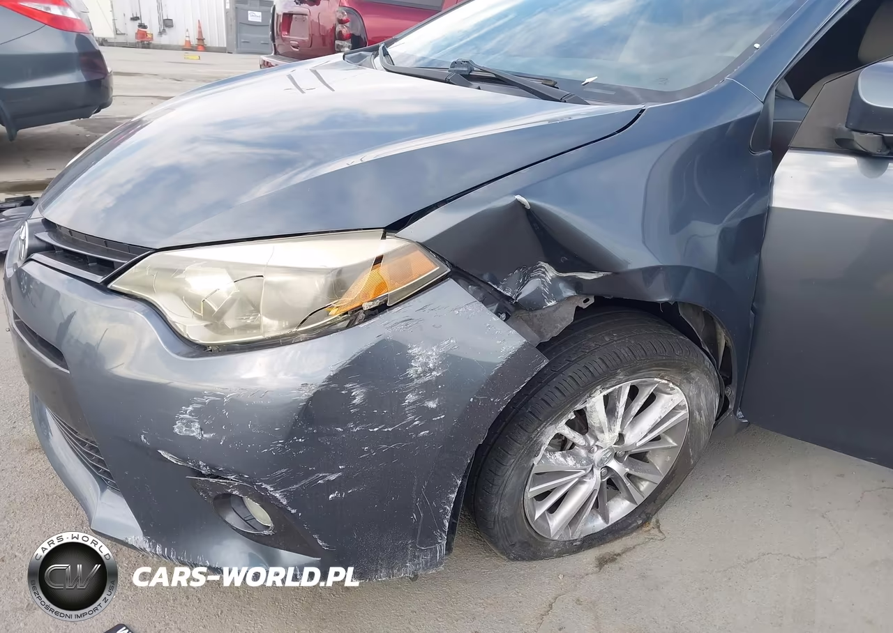 2015 Toyota Corolla Le Plus VIN:5YFBURHE2FP207117 - 6