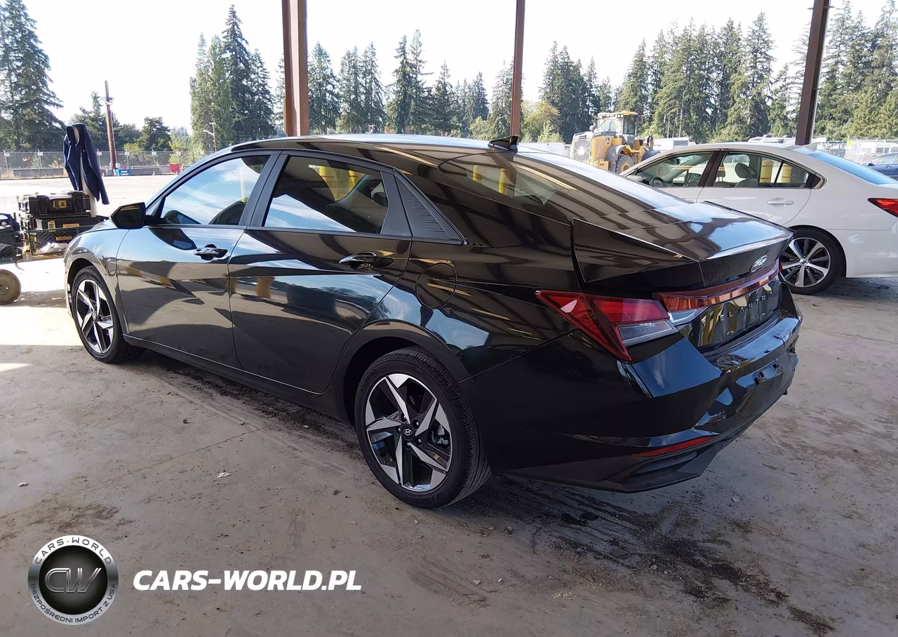 2023 Hyundai Elantra Sel VIN:KMHLS4AG1PU618677 - 3